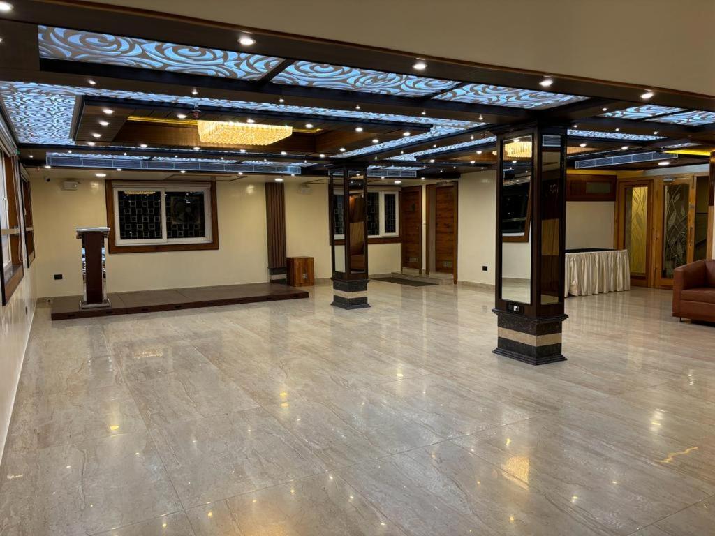 Hotel Golden Orbit Asansol Ngoại thất bức ảnh
